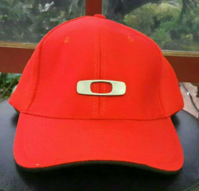 Topi oakley Premium Original Banyak Warna Merah hitam hijau gray - HuZxfX