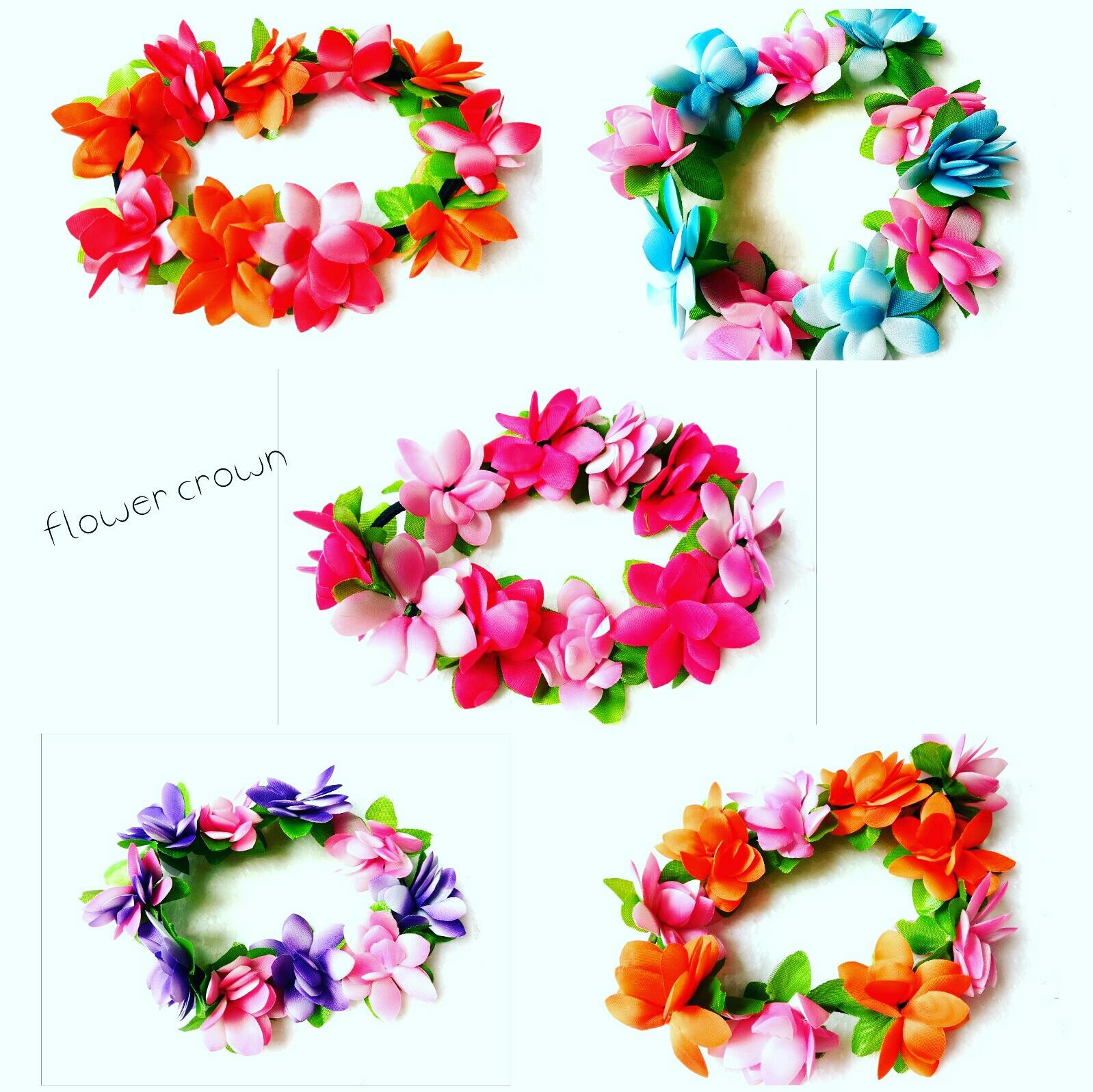 Flower crown or bando bunga melingkar