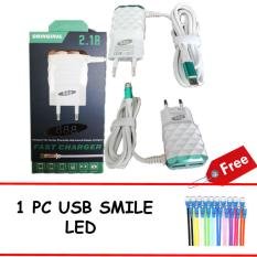 Grade AA 888 2,1A 15W Smart Fast Charger With 3 Outputs + FREE USB Smile Led