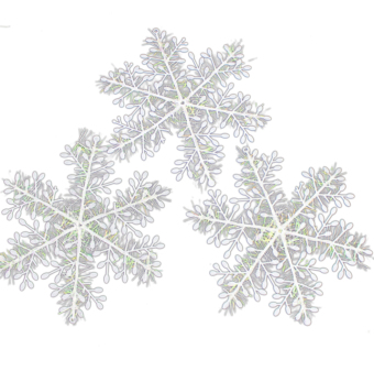 Buytra White Snowflake Ornaments Christmas Tree 15pcs