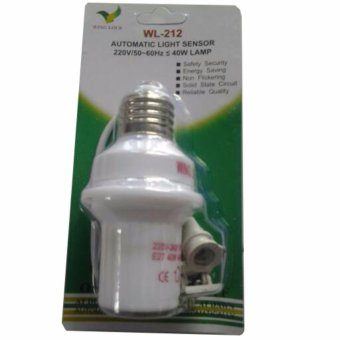 Pitaldo Soket Sensor Cahaya Otomatis untuk Lampu Rumah Depan dan Lampu Taman 220V 40W