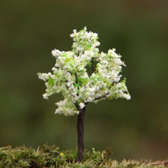 Action Figure random mini Fake tree 6cm PVC DIY White green leaves microscopic bonsai garden ornaments decoration Model Anime - intl