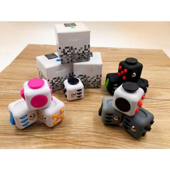 Fidget Cube Kickstarter Hand Spinner Finger Toys Mainan Therapy Vinyl Random Color