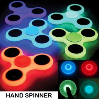 MAO Spinner Glow In The Dark (Spinner High Quality) Hand Toys Mainan Fidget Spinner Penghilang Kebiasaan Negatif - Random Colour - 1 Pcs