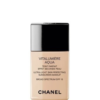 Chanel Vitalumiere Aqua 20 Beige