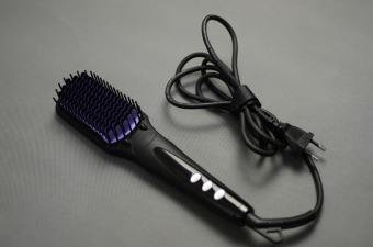 30s fast heating up Hair Straightener Brush Comb 50W Electric Hot Hair Brush Ceramic Iron Safety Plug smoth Brush blue/black - intl