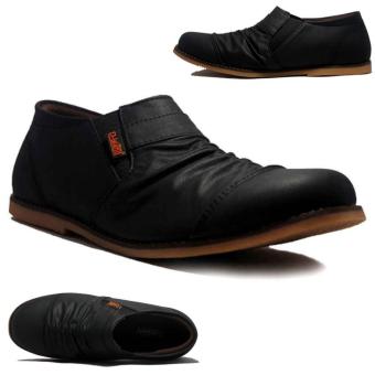 D-Island Shoes Slip On Wrinkle High Qualty Leather - Hitam  