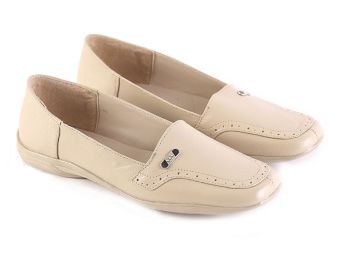 Garsel L526 Sepatu Slip On Wanita - Kulit Super - Bagus (Cream)  