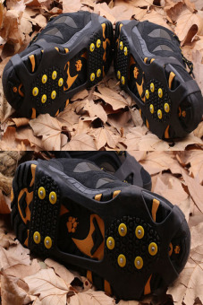 HKS Over Shoe Studded Ice Grips Anti Slip Snow Shoes With Crampons Cleats Black - intl  