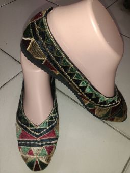 Shopaholic Sepatu Bordir Etnik Asmat Hijau Size 42