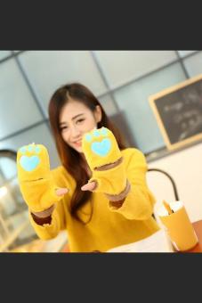LALANG Fashion Warm Winter Half-finger Flip Heart Cat Claw Soft Gloves Yellow