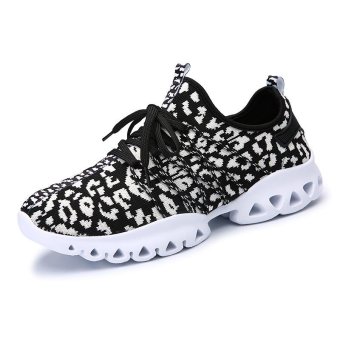 2017 Comfortable Breathable Mesh Shoes Super Light Couple Sneakers Good Quality Lifestyle Running Walking Shoes Woman Men Summer Shoes Mesh Breathable Lightweight Couples Sneakers(black) - intl