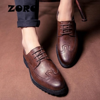 ZORO 2017 New Classic Men Flats Leather Shoes Men Brogues Oxfords Shoes Handmade Cowhide Men Casual Shoes (Brown) - intl