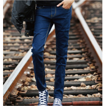 QQ Men's casual fashion jeans cows Dark blue - intl
