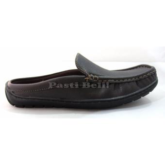 Bata Sepatu Pria Casual Open Back 811-4042 Coklat Tua