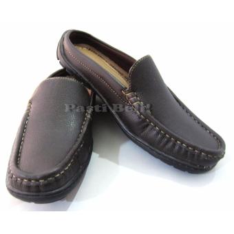 Bata Sepatu Pria Casual Open Back 811-4042 Coklat Tua