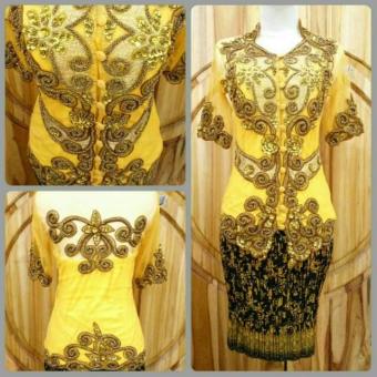 Kebaya Stik Gold Pendek Set  