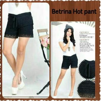 SB Collection Celana Pendek Betrina Hotpant-Hitam  