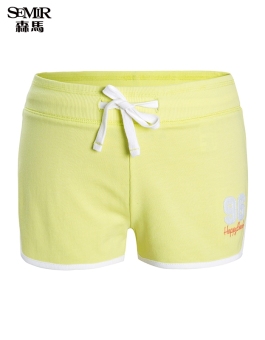 Semir Summer New Women Korean Casual Letter Elasticated Cropped Straight Cotton Shorts (Yellow)  