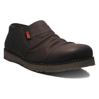 Sepatu Slip On D-Island Wrinkle Leather - Cokelat Tua  