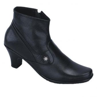 Special Price Sepatu Boots Wanita - Hitam  