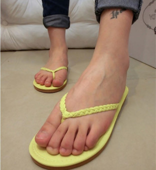 Womens Sandals Summer Beach Flip Flops Flat Slippers Casual Home House Slipper (Yellow) - intl  