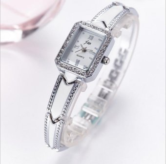 CE Korean version of the personality wild fashion diamond watch casual waterproof ladies students steel watch women's bracelet watch fashion single product watch selling single product round dial Silver strap white dial - intl