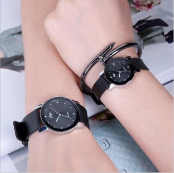 CE set of two fashion men's watches female students Korean version of the simple watch couple waterproof tape diamond bracelet casual students quartz watch fashion watch couple on the table round black dial black dial - intl