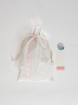 Gudily Drawsting Bag with 04 (include badge and gift tag) Baby Pink