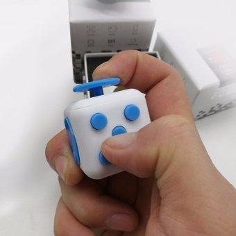 Fidget Cube 2017 New Relieves Anxiety Desk Toys Anti Stress, Warna Putih - Cyan dengan Box