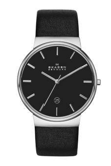 Skagen SKW6104 Quartz movement Leather Watch Black  