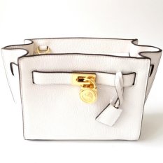 Michael Kors Hamilton Traveller Leather Messenger (Optic White)