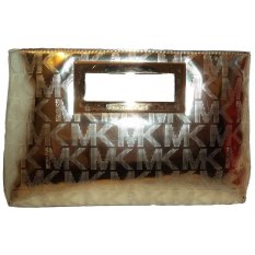 Michael Kors Pale Gold Mirror Metallic Signature Large Berkley Clutch IV07Y05XYRP (Intl)
