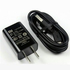 Xiaomi Travel Charger 5V-2A Micro USB Original - Hitam
