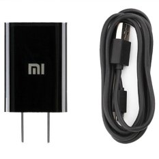 Xiaomi Travel Charger / Travel adapter 5V- 2A Micro USB Original - Hitam