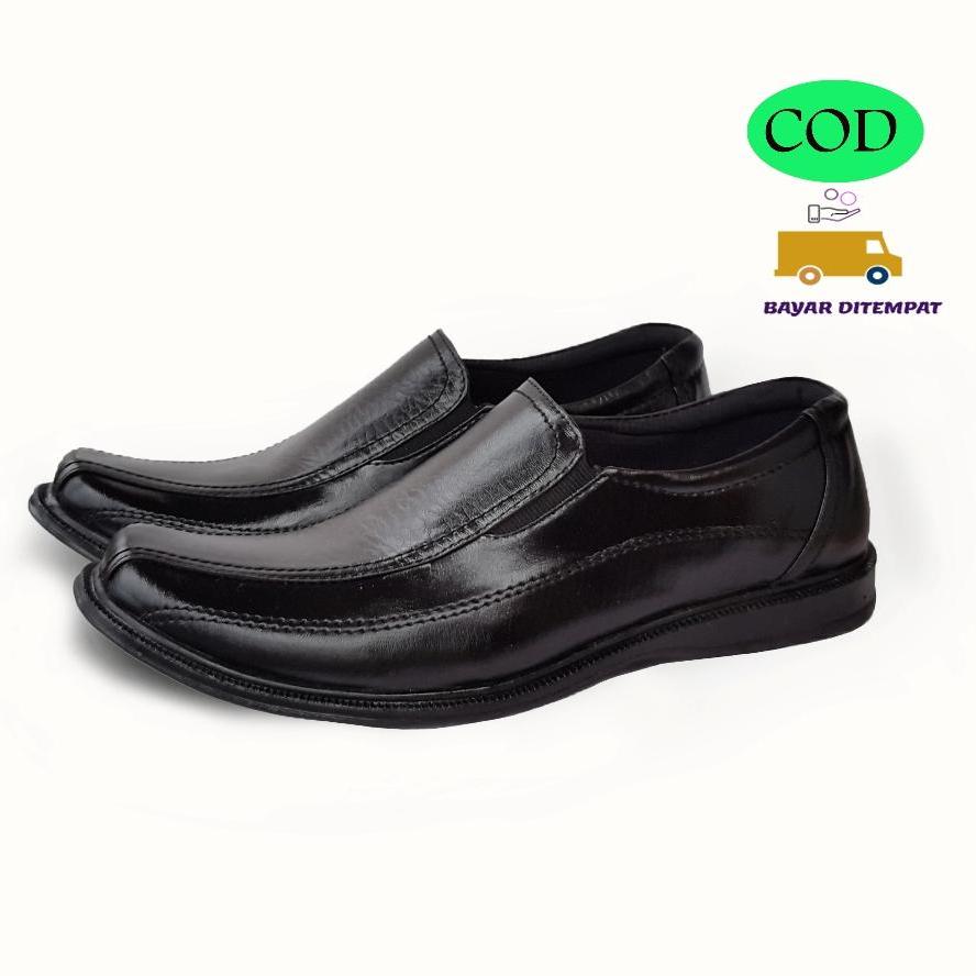 Arjun TZ900 Sepatu Fantofel Hitam Trendy