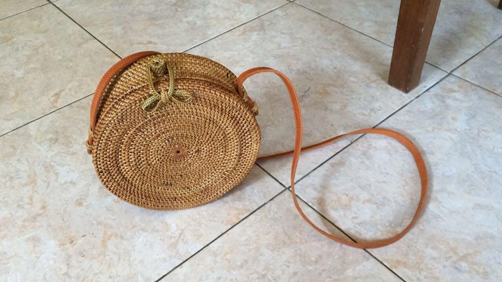 Tas Ratan ate Bali/Tas Ratan ate Warna Putih/Motif Polos/Tas Rajut - Raisa