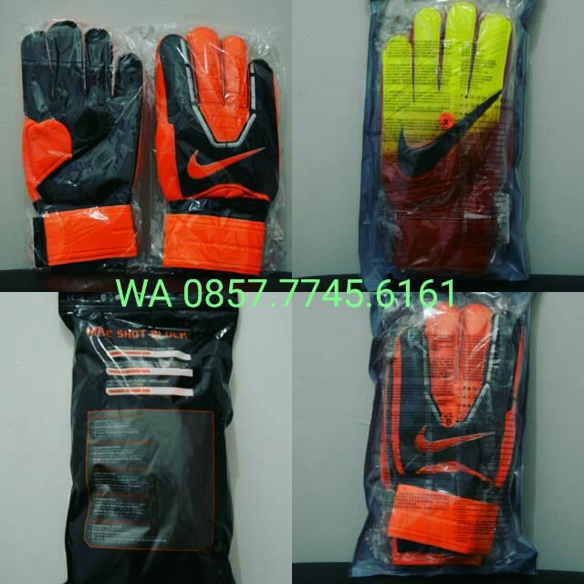Sarung Tangan Bola Futsal Nike / Adidas Variasi Tidak Ada