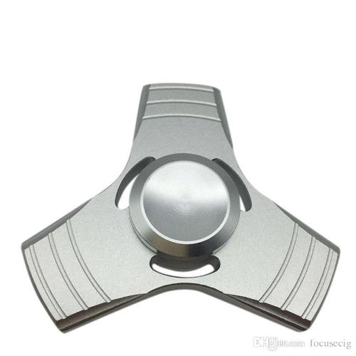 Aiueo Fidget Spinner Hand Spinner Fidget Metal Triangle Aluminium Toy Mainan Stress Fidget Ufo Anak ADHD - Silver