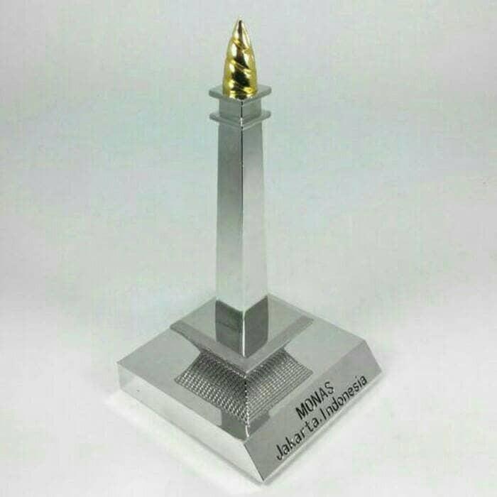 Pajangan Miniatur Monas Souvenir Oleh Oleh Khas Jakarta Betawi - Blojou