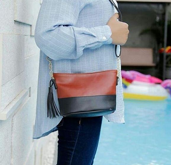 KAWAI - Tas Wanita / Dompet Wanita / Dompet Mini / Dompet Fashion / Tas Selempang / Tas Bahu Wanita / Tas Cewek / Tas Murah / Tas Ransel / Tas Wanita Murah / Tas Cantik / Tas Wanita Branded / Tas Kerja / Tas Kuliah / Sling Bag Kombi Flora SKF-196