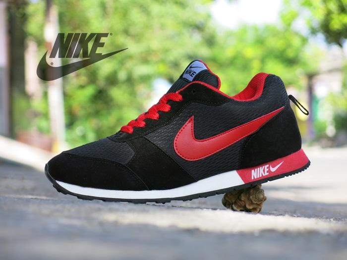 DISKON TERLARIS - Sepatu Sport Nike Waffle Trainer Hitam Merah casual jogging pria