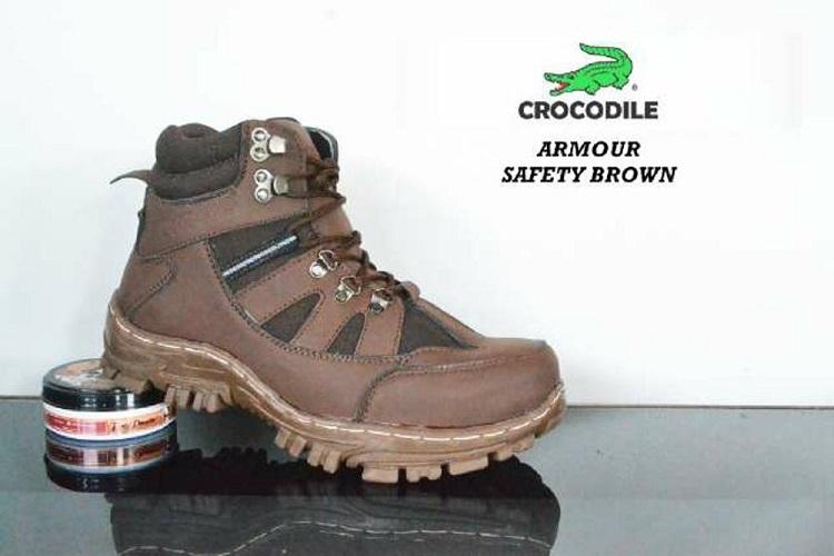 Sepatu Ankle Boots Stylish N Kokoh Pria / Crocodile Safety Armour Termurah - Brown