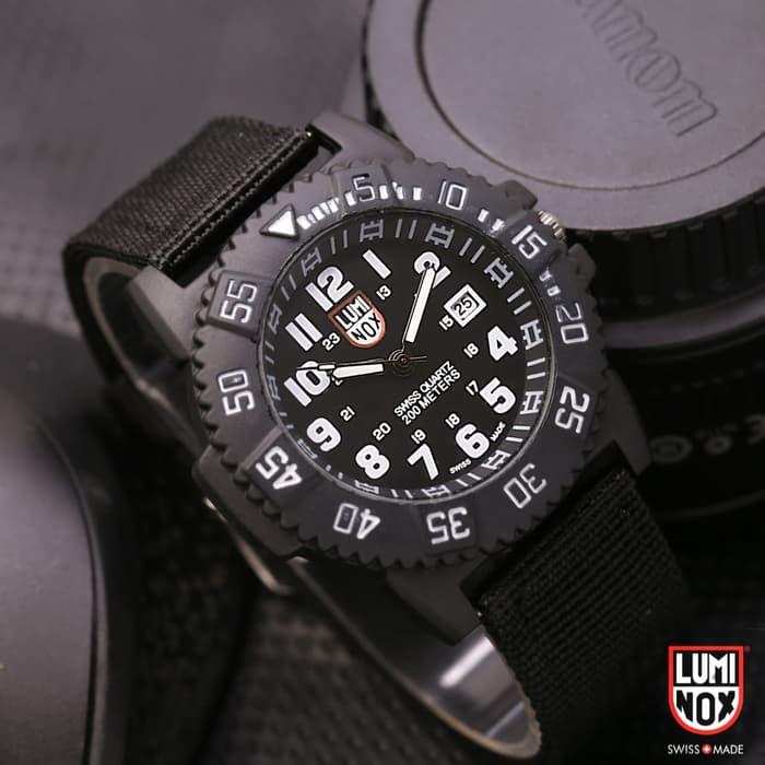 Jam Tangan Pria / Jam Tangan Wanita / Jam Tangan Pria / Cowok Luminox Kanvas Black
