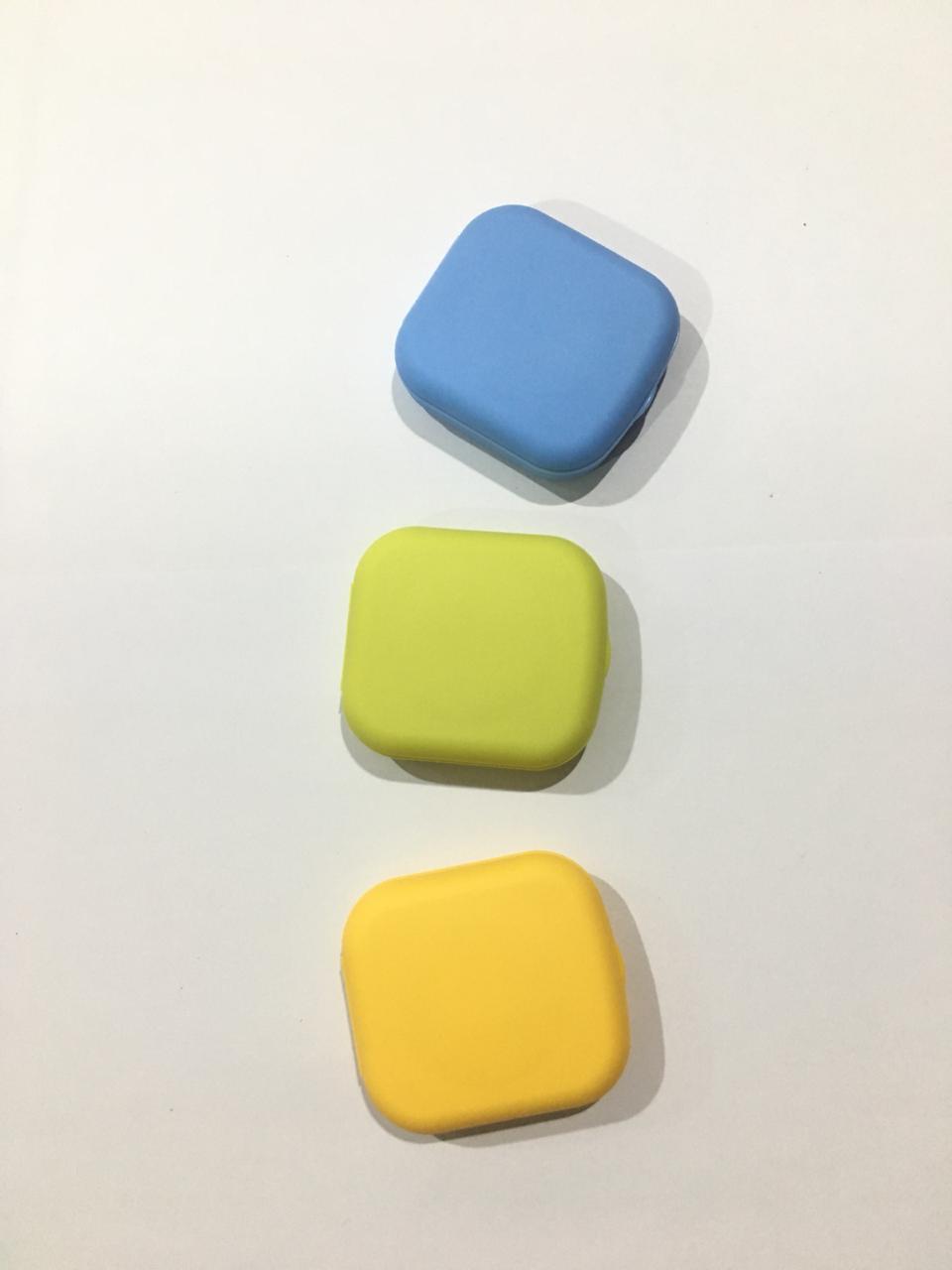 Kotak Softlens warna polos ungu,kuning dan hijau