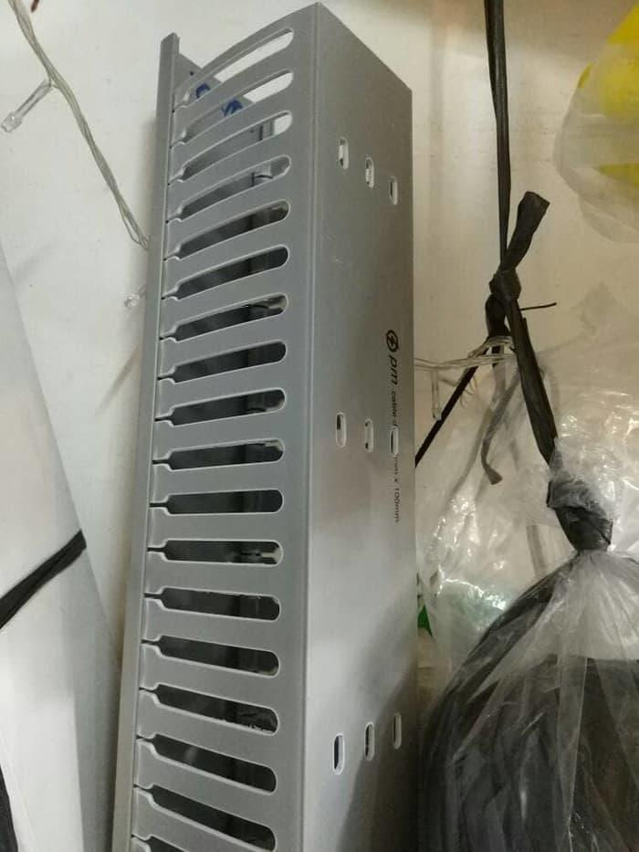 Kabel Duct Abu Abu 100 x 100 mm pvc atau 10x10 cm