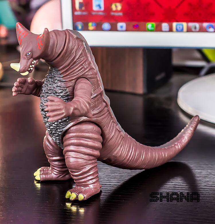 Dinosaurus Mainan Rakasa Godzilla Model Versi pelindung layar Sendi