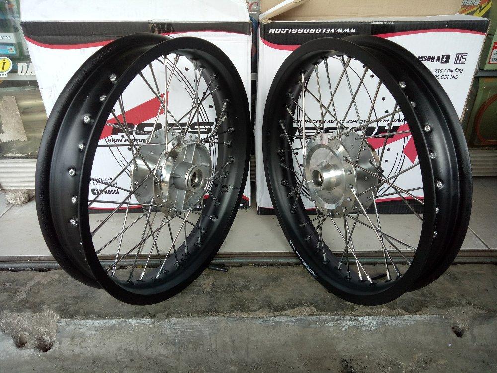 Sepaket Velg Vixion Old Tapak lebar : 160/185 , Tromol set ,