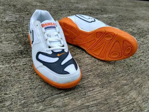 HOT SPESIAL!!! Sepatu bulutangkis badminton eagle all england putih origin murah asli - Putih, 39 - 7WNQDX