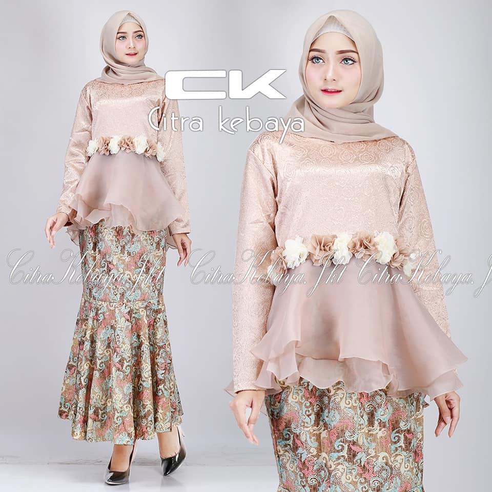  Kebaya  cape modern  baju  di 2019  Kebaya  dress Kebaya  lace